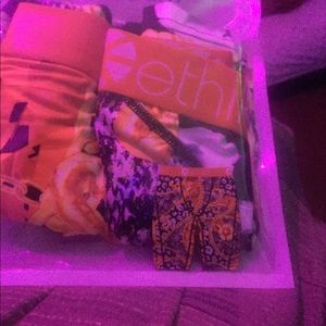 Meet your Posher, Baccend